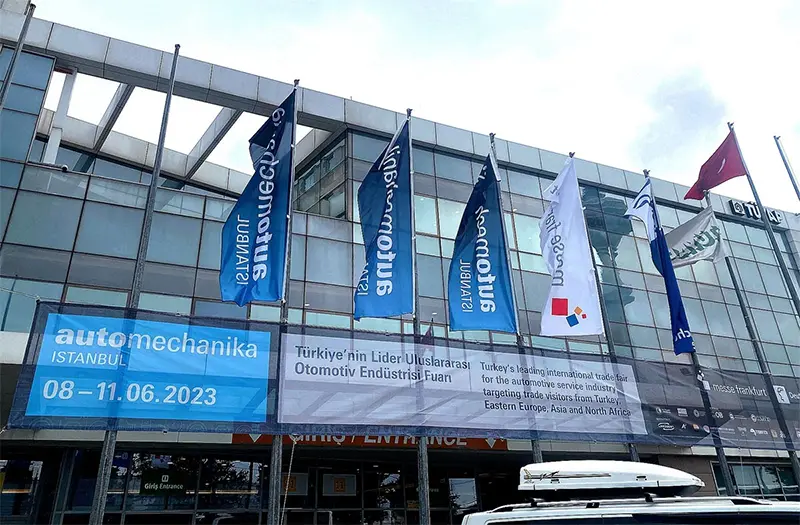 Luxfighter bil LED forlygter ankommer til Automechanika Istanbul 2023