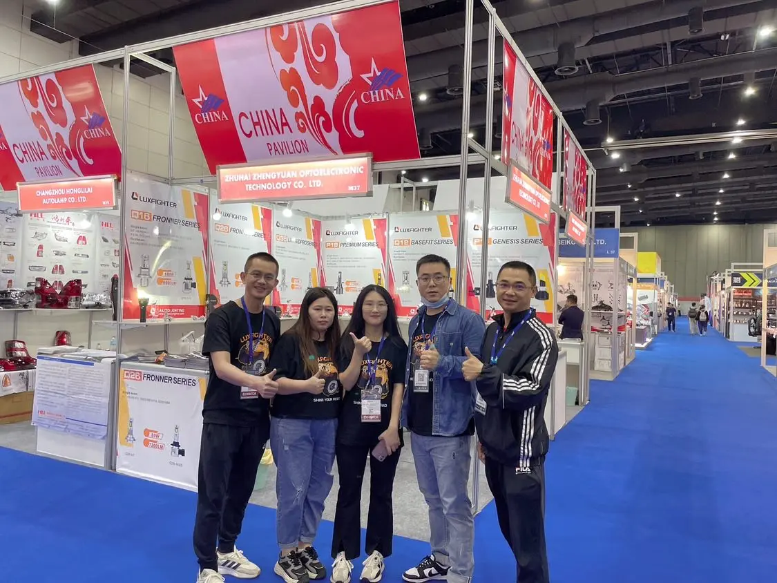 Luxfighter LED -forlygter Shining Thailand Tapa 2023